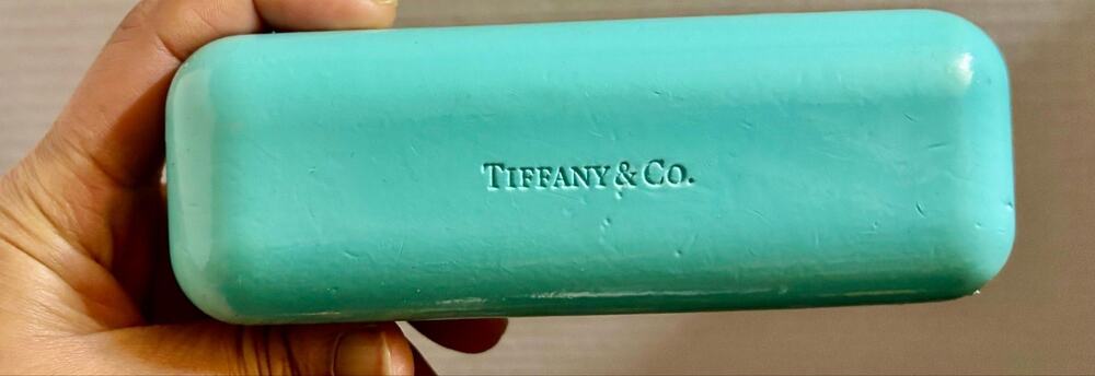 Tiffany & Co. turquoise hard clamshell Case